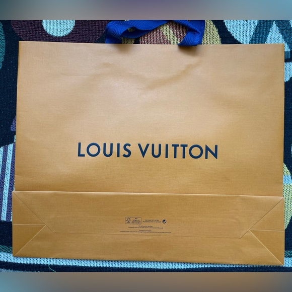 Louis Vuitton Paper Gift Bag - Picture 2 of 2
